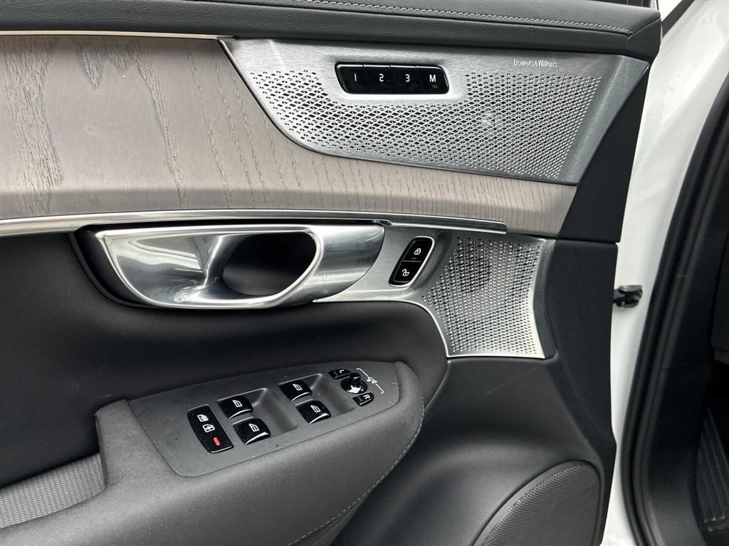Volvo XC90 2,0 T8 Recharge Plugin-hybrid Ultra AWD 455HK 5d 8g Aut. - Image 19
