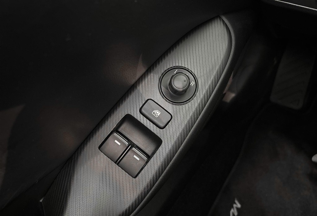 Mazda MX-5 Roadster 1,5 Skyactiv-G 131HK Cabr. 6g - Image 22