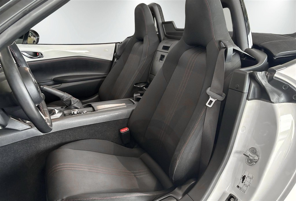 Mazda MX-5 Roadster 1,5 Skyactiv-G 131HK Cabr. 6g - Image 23