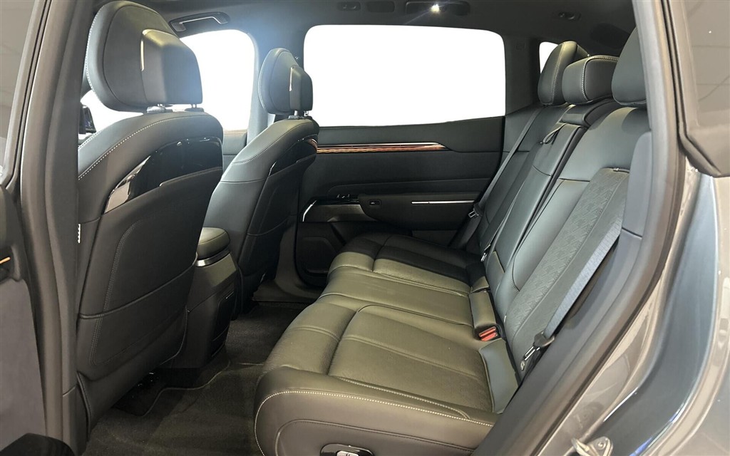 Zeekr 7X EL Privilege AWD 639HK 5d Aut. - Image 10