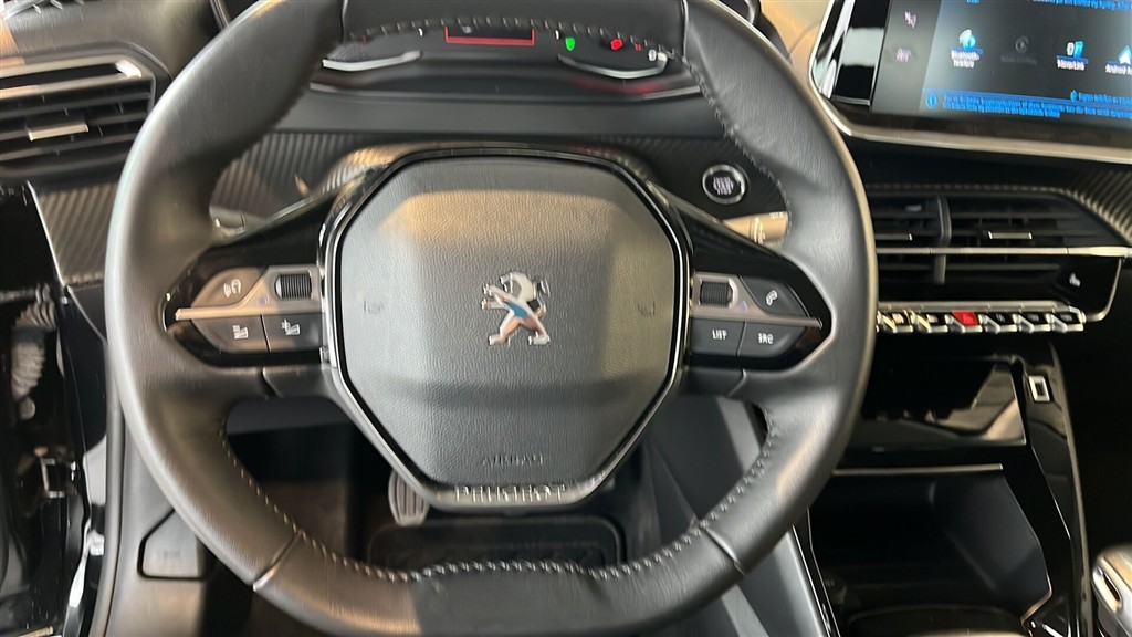 Peugeot 208 1,2 PureTech Allure 100HK 5d 6g - Image 13