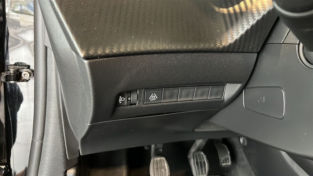 Peugeot 208 1,2 PureTech Allure 100HK 5d 6g - Image 15