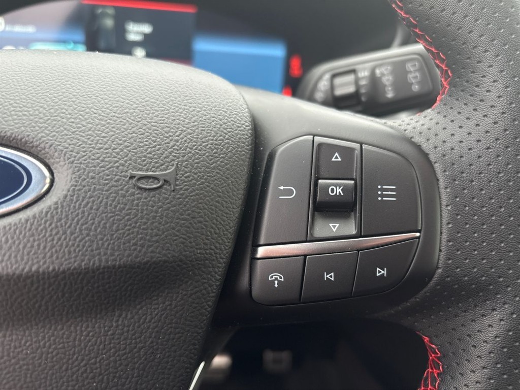 Ford Kuga 2,5 Plugin-hybrid ST-Line X CVT 243HK 5d Aut. - Image 16
