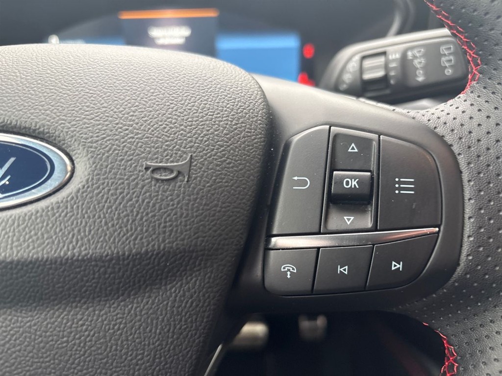 Ford Kuga 2,5 Plugin-hybrid ST-Line X CVT 243HK 5d Aut. - Image 16