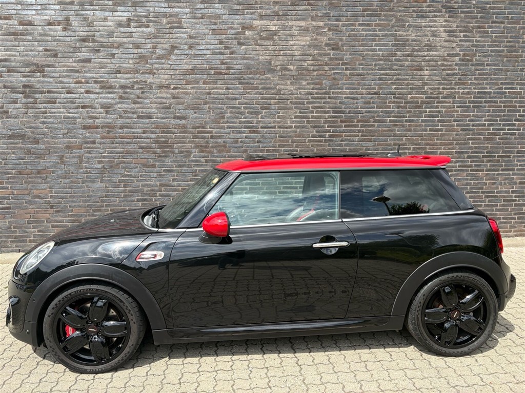 Mini Cooper John Cooper Works 2,0 Steptronic 231HK 3d 6g Aut. - Image 4