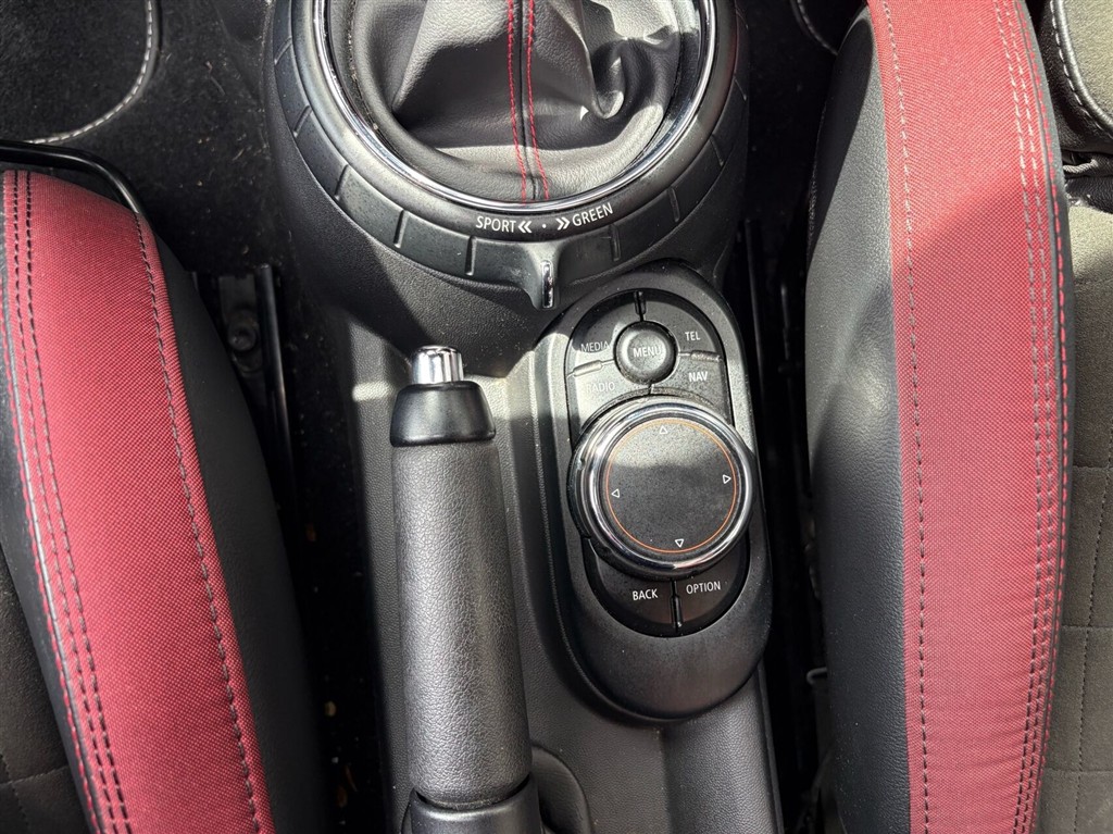 Mini Cooper John Cooper Works 2,0 Steptronic 231HK 3d 6g Aut. - Image 13
