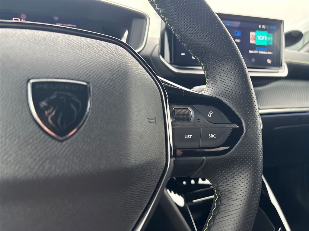 Peugeot e-2008 EL GT 156HK 5d Aut. - Image 16
