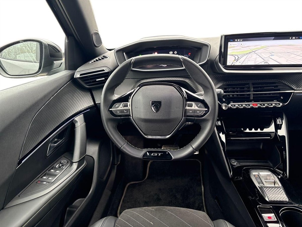 Peugeot e-2008 EL GT 156HK 5d Aut. - Image 17