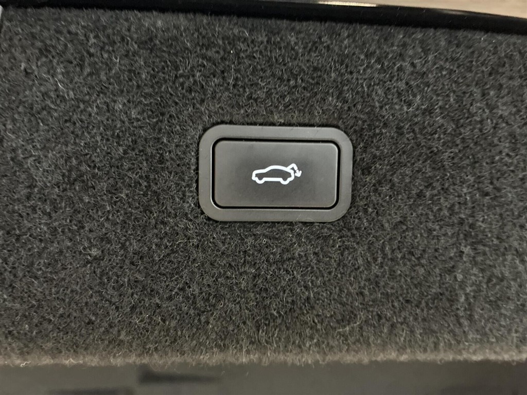 Polestar 4 Coupé EL Dual Motor Prime AWD 544HK 5d Aut. - Image 10