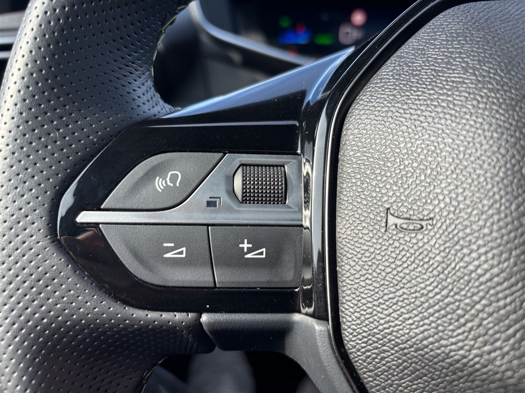 Peugeot e-208 EL GT Pack 156HK 5d Aut. - Image 12