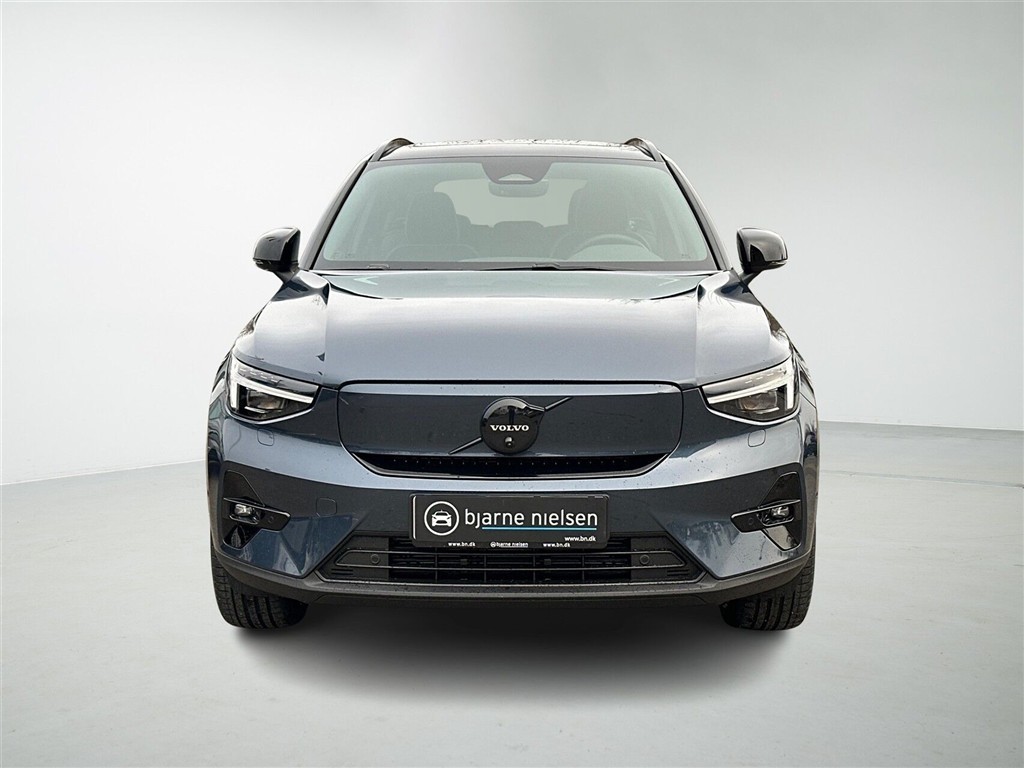 Volvo EX40 Single Motor Extended Range Black Edition Excess 252HK 5d Aut. - Image 6