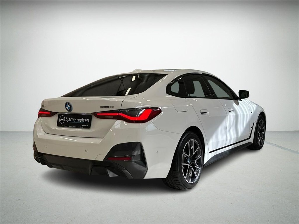 BMW i4 eDrive35 Gran Coupé EL M-Sport 286HK 5d Aut. - Image 2