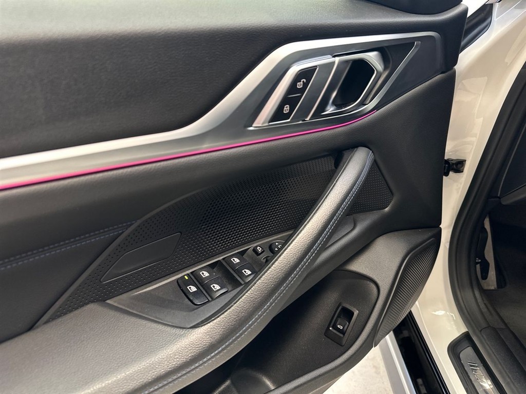 BMW i4 eDrive35 Gran Coupé EL M-Sport 286HK 5d Aut. - Image 16