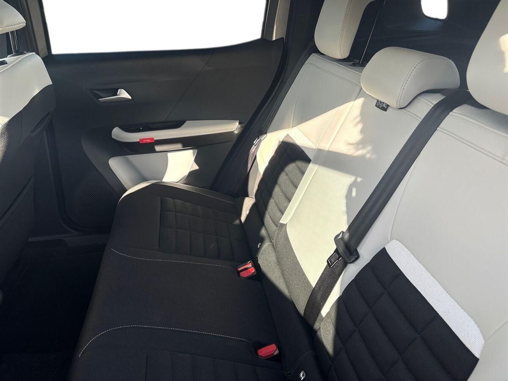 Citroën e-C3 Aircross Extended Range VTR Sport 113HK 5d Aut. - Image 11