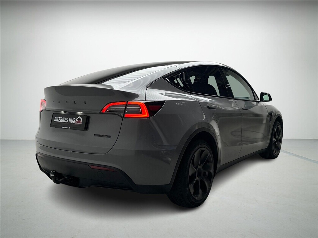 Tesla Model Y EL Long Range AWD 514HK 5d Aut. - Image 2