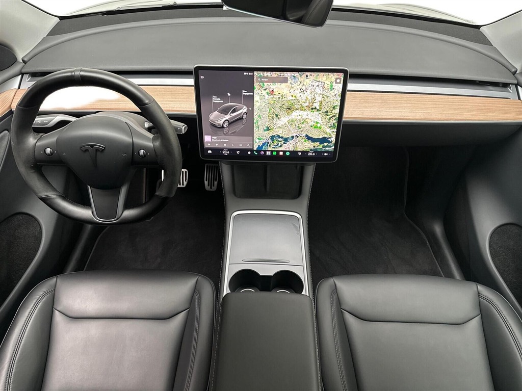 Tesla Model Y EL Long Range AWD 514HK 5d Aut. - Image 5