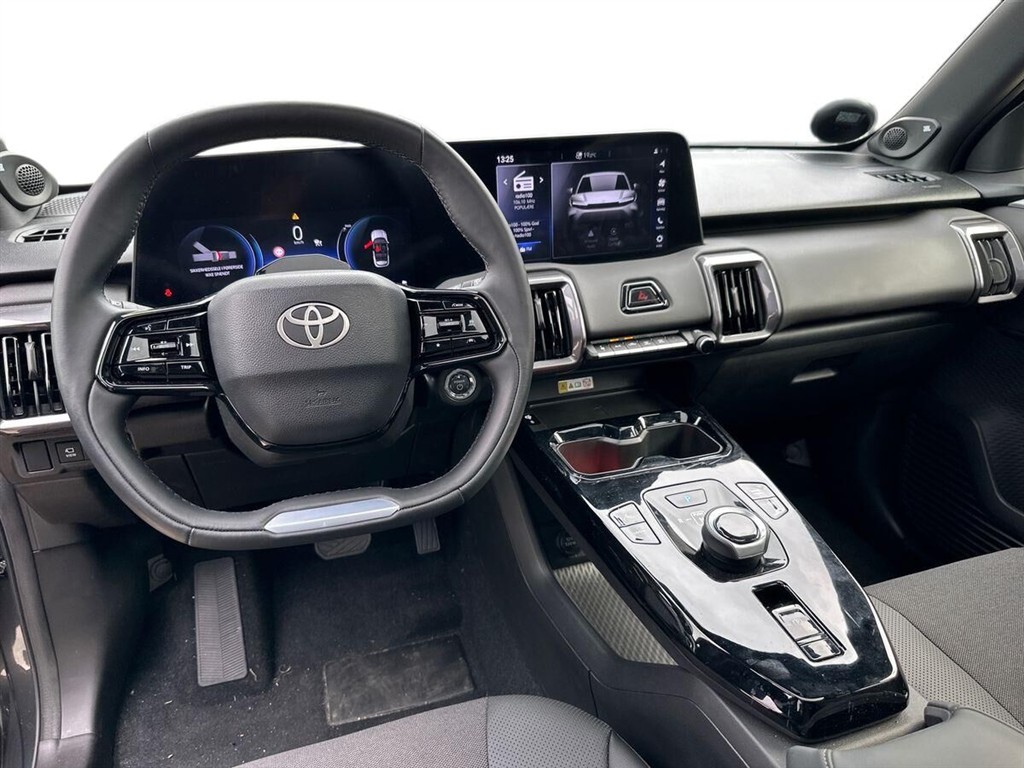 Toyota Urban Cruiser EL Executive 174HK 5d Aut. - Image 15