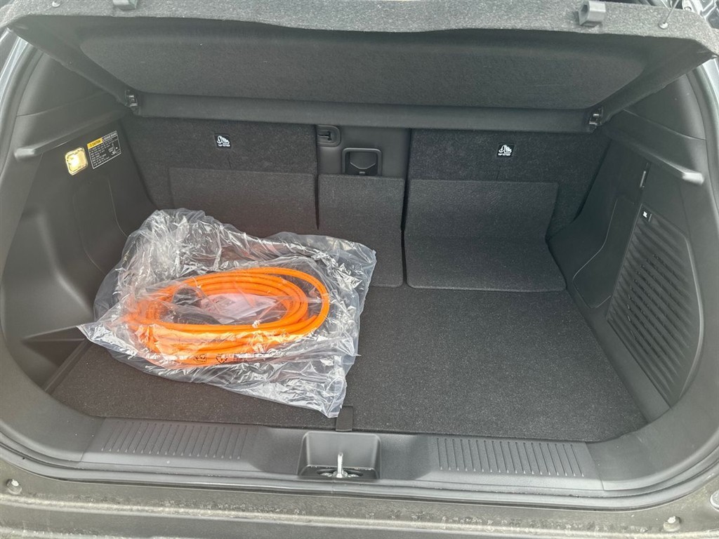 Toyota Urban Cruiser EL Executive 174HK 5d Aut. - Image 18