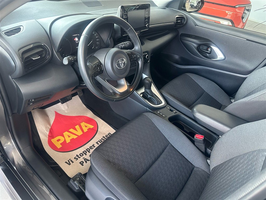 Toyota Yaris 1,5 Hybrid Essential Comfort 116HK 5d Trinl. Gear - Image 9
