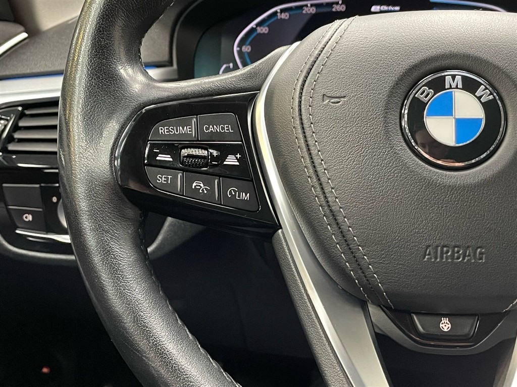 BMW 530e 2,0 Plugin-hybrid Sport Line Steptronic 293HK 8g Aut. - Image 13