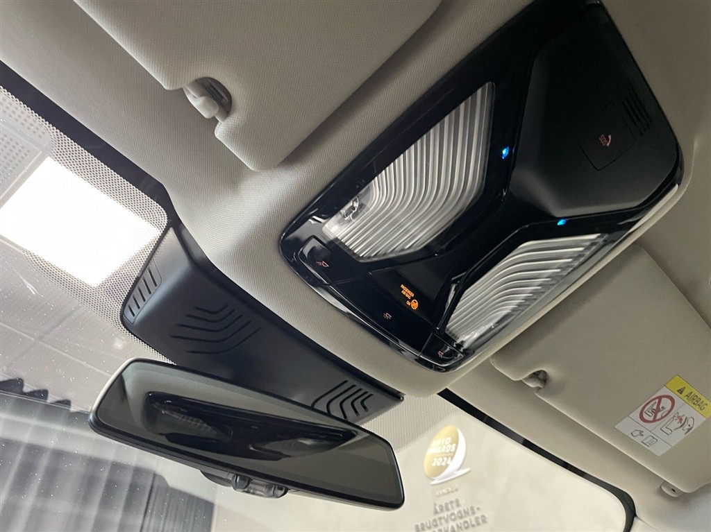 BMW 530e 2,0 Plugin-hybrid Sport Line Steptronic 293HK 8g Aut. - Image 24
