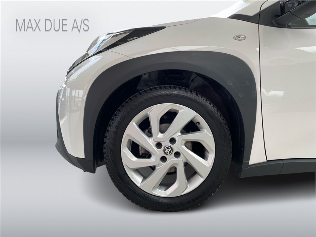 Toyota Aygo X 1,0 VVT-I Active 72HK 5d - Image 24
