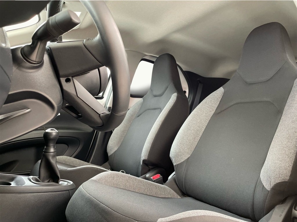 Toyota Aygo X 1,0 VVT-I Active 72HK 5d - Image 7