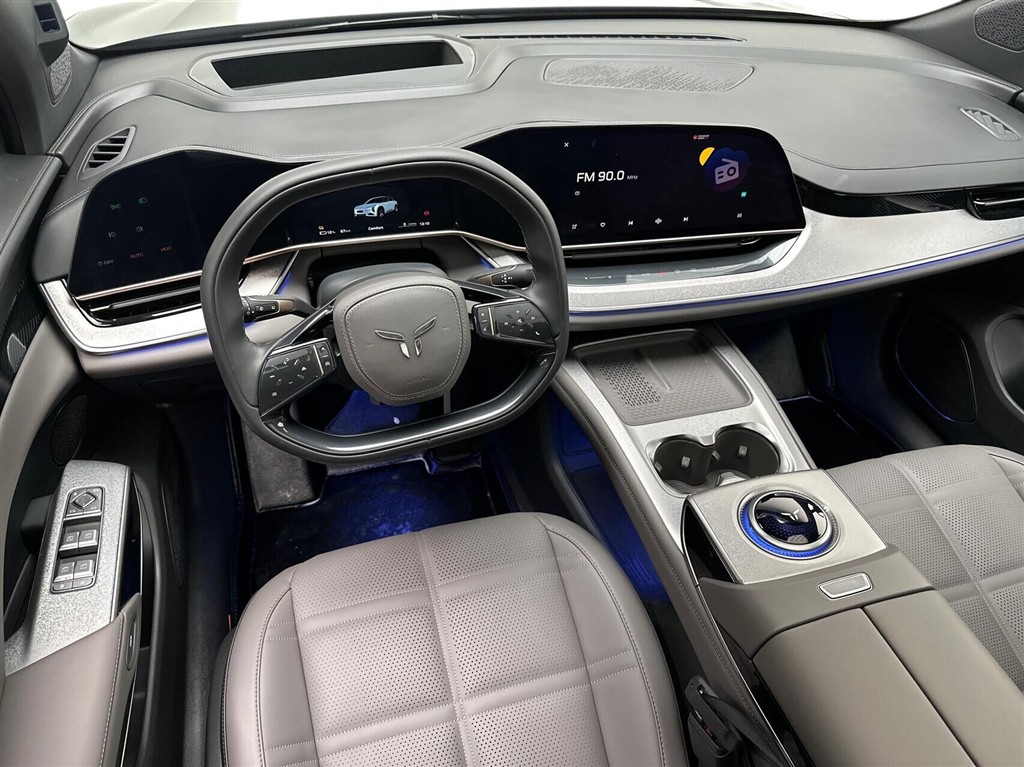 Hongqi EHS7 EL Exclusive 344HK 5d Aut. - Image 4