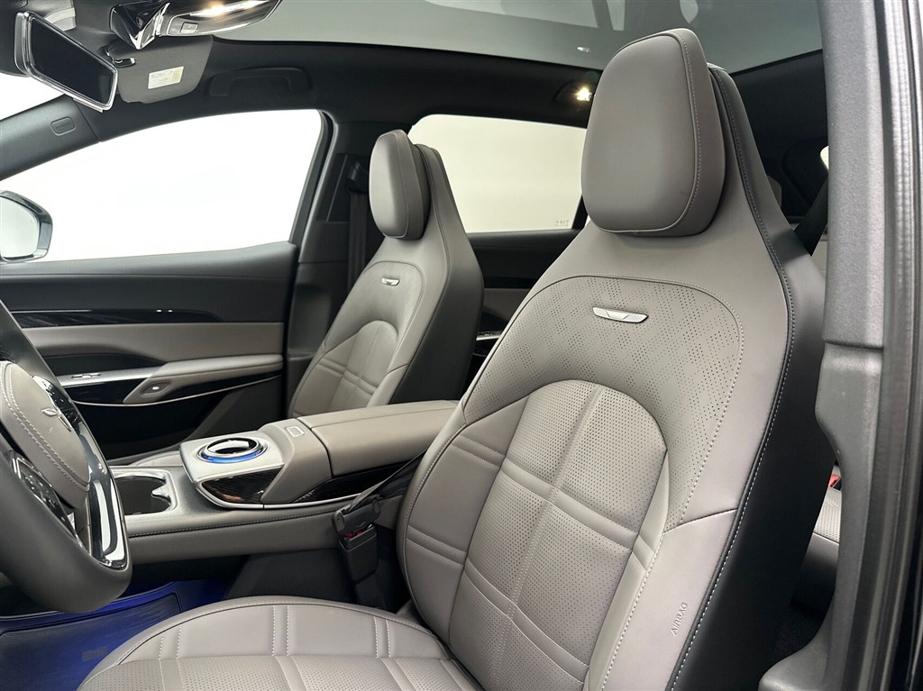Hongqi EHS7 EL Exclusive 344HK 5d Aut. - Image 19