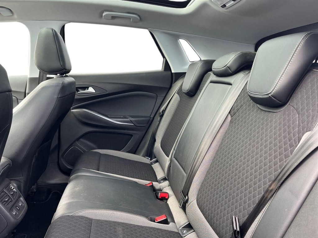 Opel Grandland X 1,2 T Exclusive Start/Stop 130HK 5d 8g Aut. - Image 11