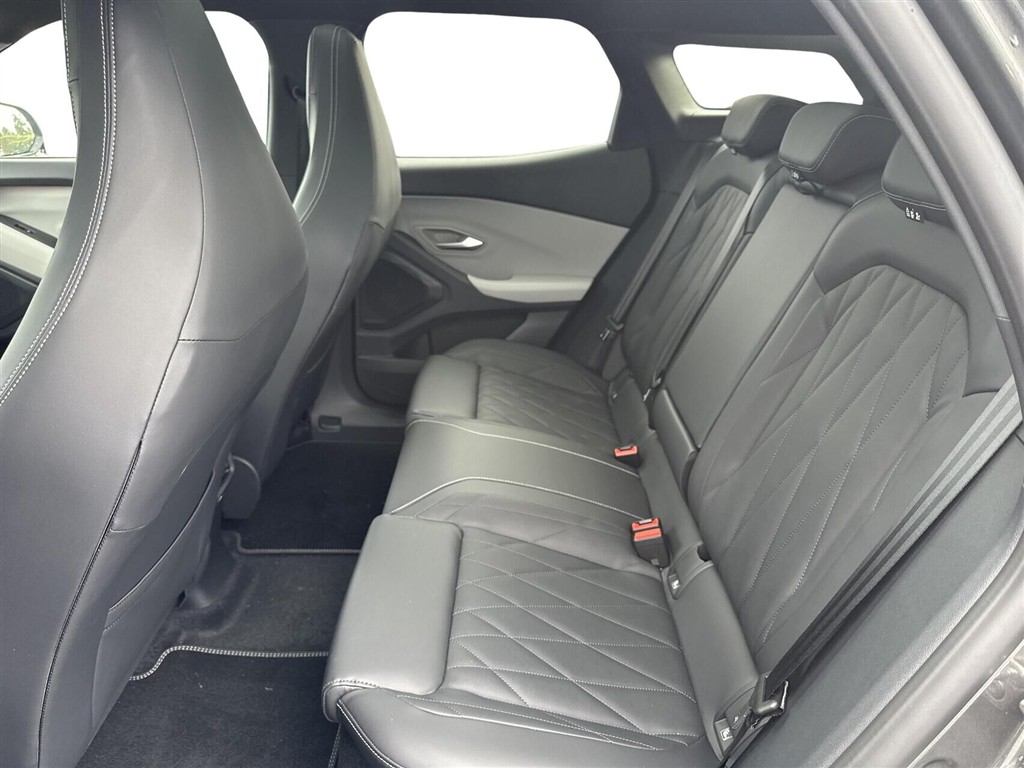 Ford Explorer EL UR Premium RWD 286HK 5d Aut. - Image 5