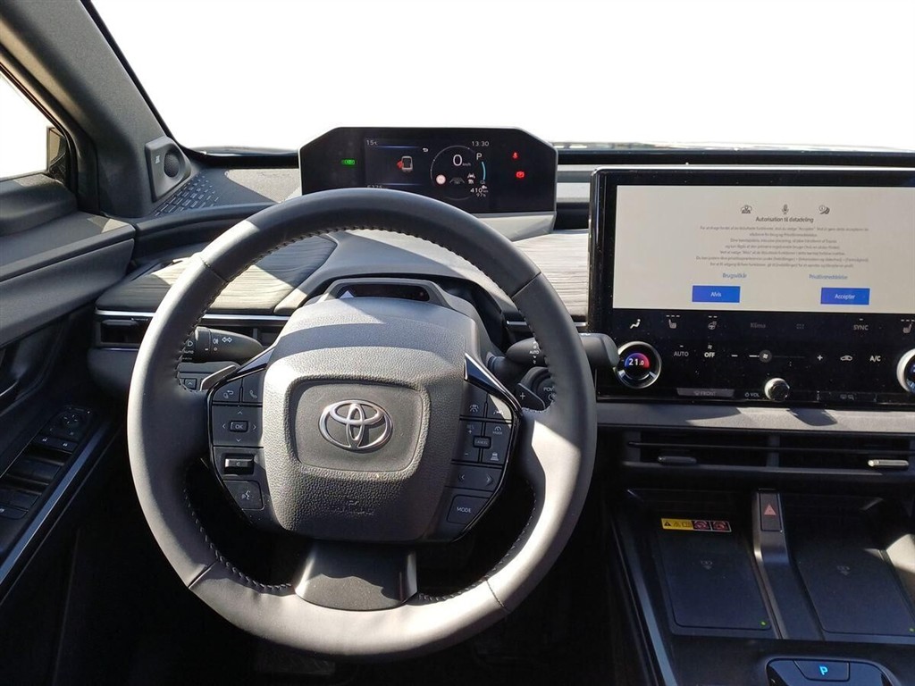 Toyota C-HR+ EL Executive Panorama AWD 343HK 5d Aut. - Image 13