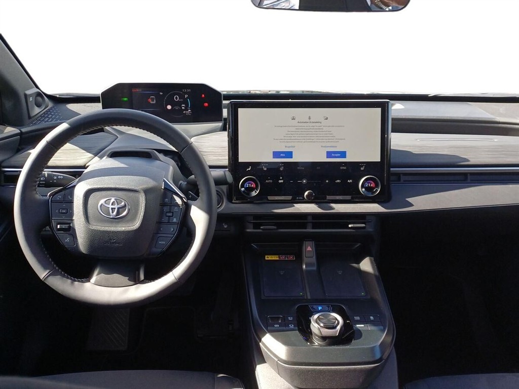 Toyota C-HR+ EL Executive Panorama AWD 343HK 5d Aut. - Image 15