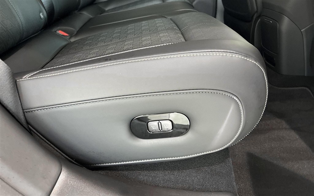 Zeekr 7X EL Privilege AWD 639HK 5d Aut. - Image 19