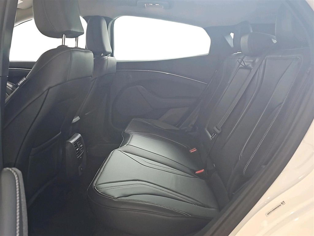 Ford Mustang Mach-E EL SR Select 269HK 5d Aut. - Image 5