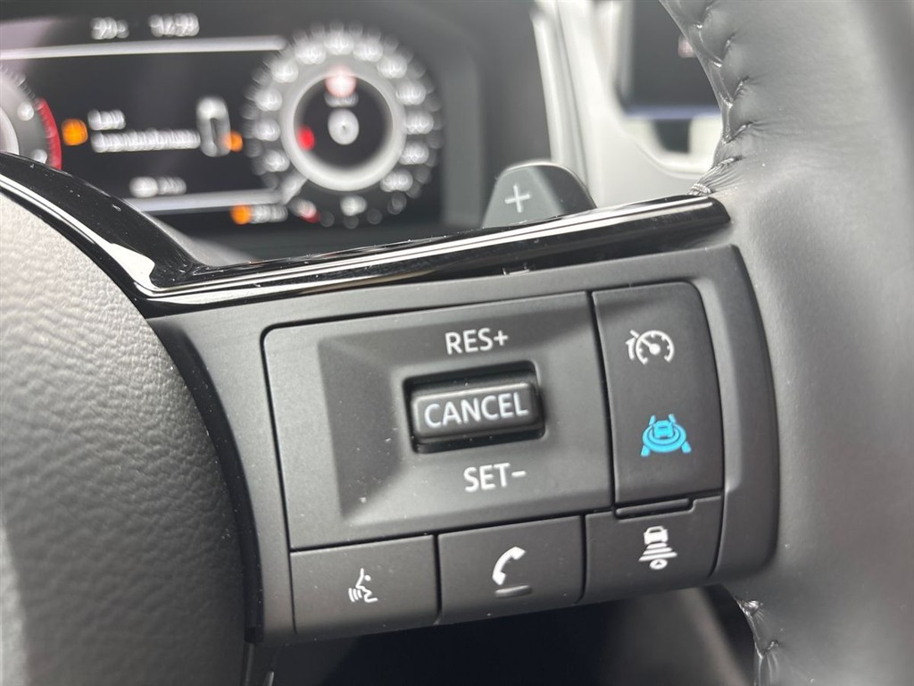 Nissan Qashqai 1,3 MHEV Mild hybrid Tekna+ X-Tronic 158HK 5d 7g Aut. - Image 16
