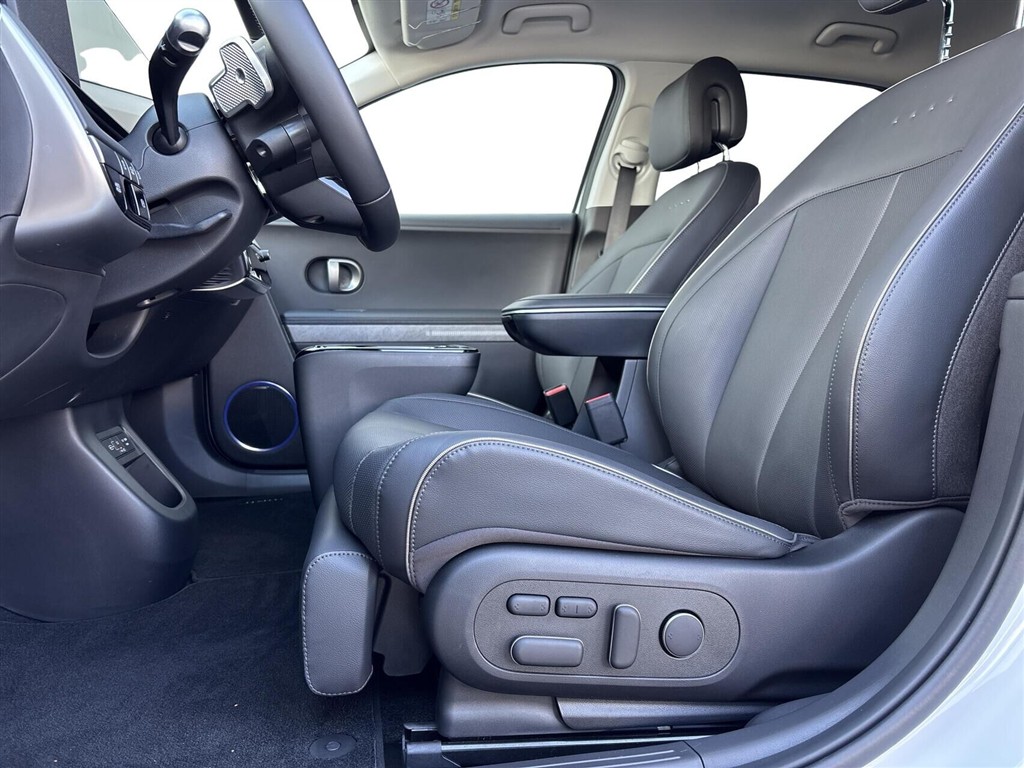 Hyundai Ioniq 5 Electric 84 kWh Ultimate 229HK 5d Aut. - Image 4
