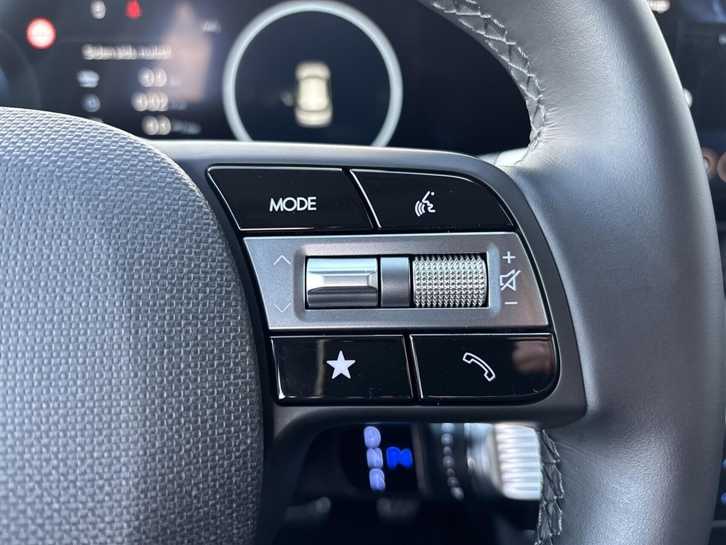 Hyundai Ioniq 5 Electric 84 kWh Ultimate 229HK 5d Aut. - Image 12