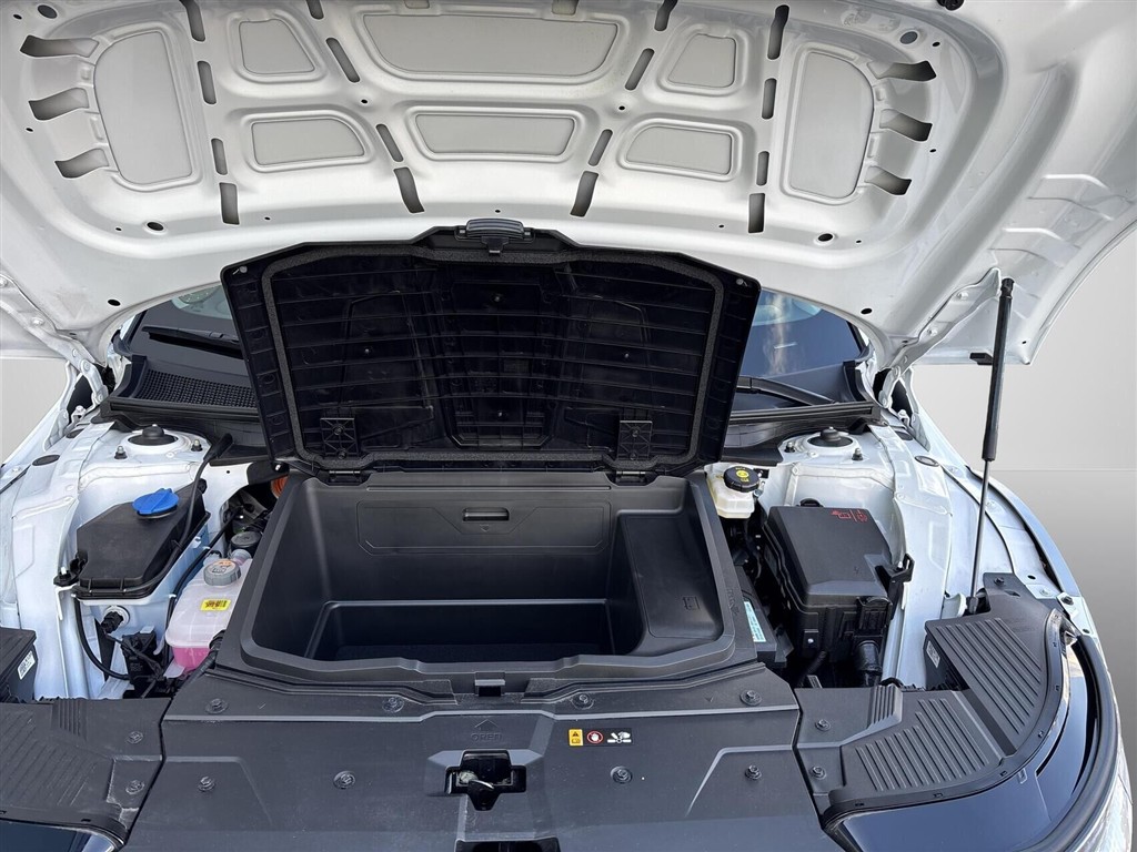 Hyundai Ioniq 5 Electric 84 kWh Ultimate 229HK 5d Aut. - Image 26