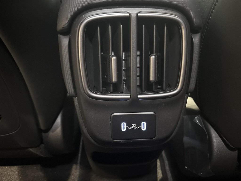Hyundai Ioniq 6 Electric 84 kWh Advanced 229HK Aut. - Image 22