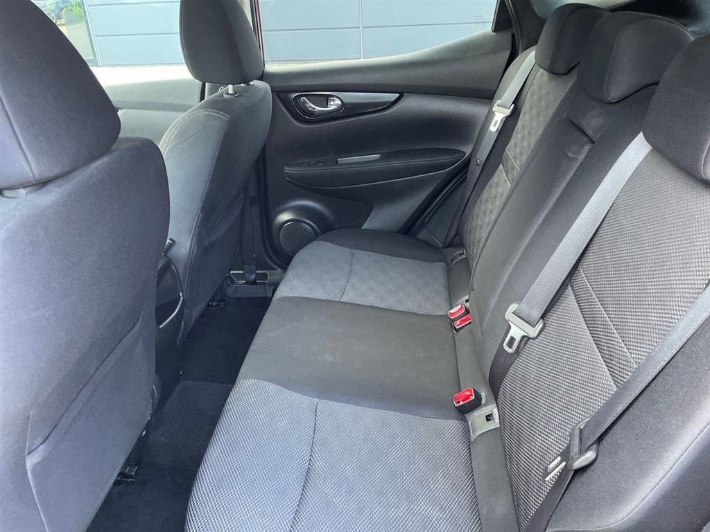 Nissan Qashqai 1,2 Dig-T N-Connecta 4X2 X-Tronic 115HK 5d 6g Aut. - Image 17