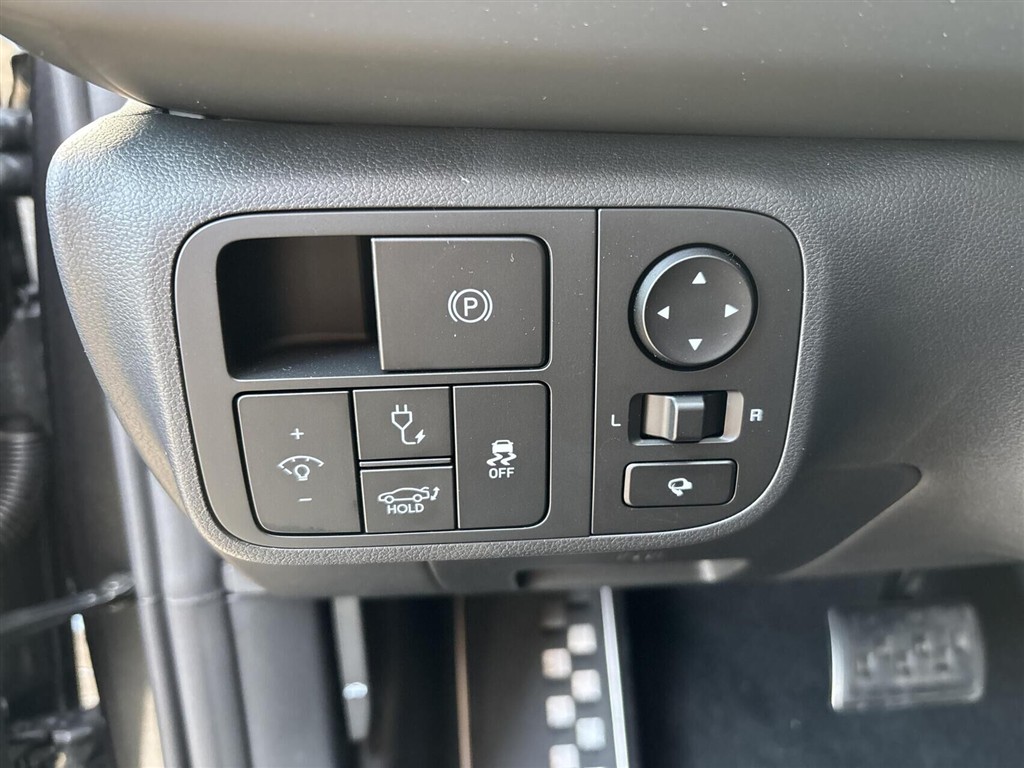 Hyundai Ioniq 6 Electric 84 kWh N-line+ 229HK Aut. - Image 19