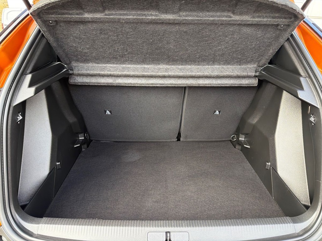 Peugeot 2008 1,2 PureTech Vision Pack EAT8 130HK 5d 8g Aut. - Image 13