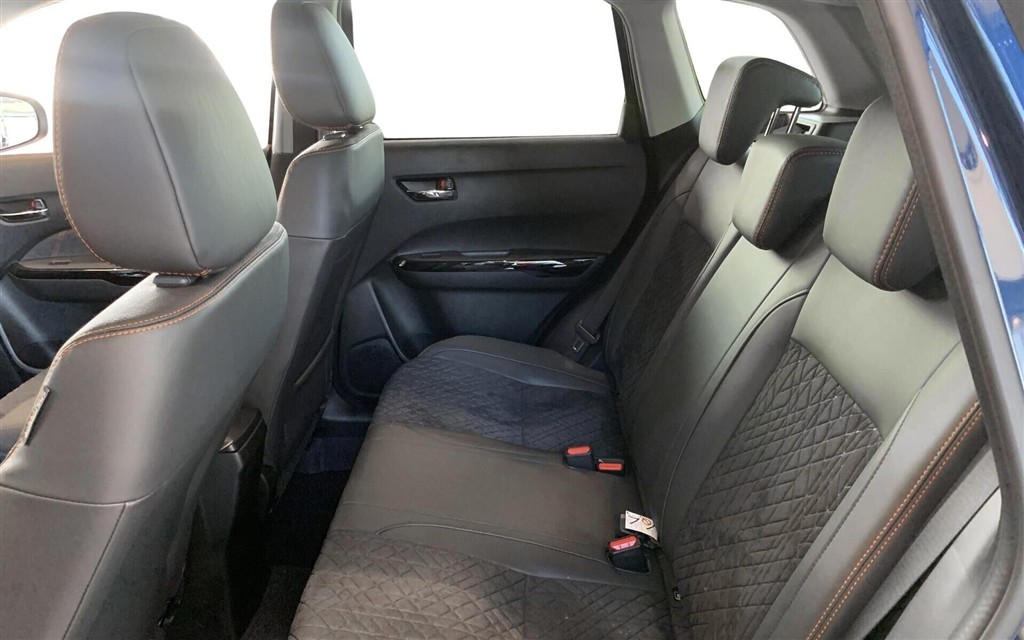 Suzuki Vitara 1,4 Black Edition 110HK 5d 6g Aut. - Image 10