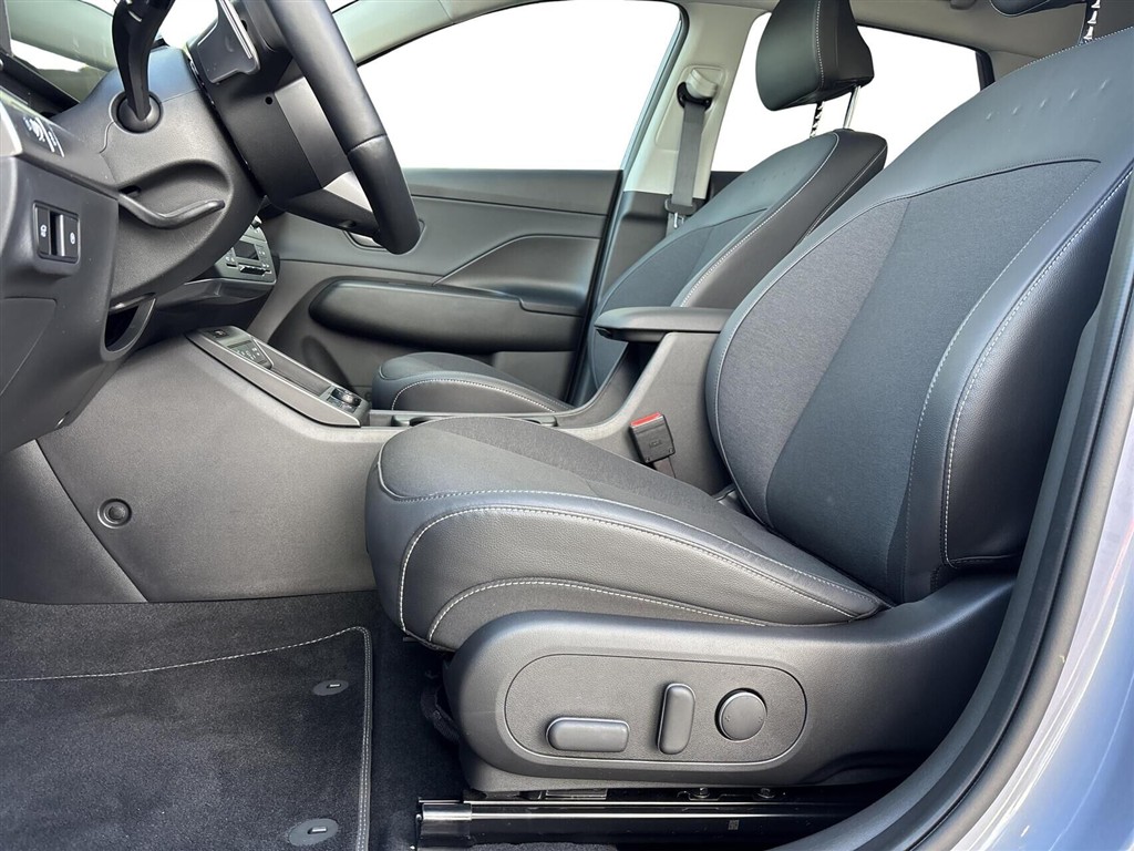 Hyundai Kona Electric 65,4 kWh Ultimate Long Range 217HK 5d Aut. - Image 4