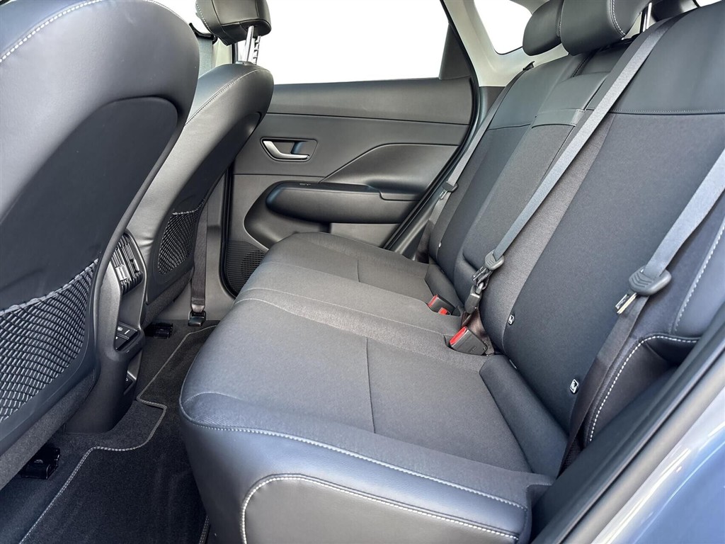 Hyundai Kona Electric 65,4 kWh Ultimate Long Range 217HK 5d Aut. - Image 5