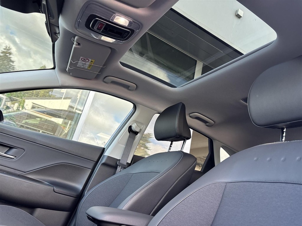 Hyundai Kona Electric 65,4 kWh Ultimate Long Range 217HK 5d Aut. - Image 12