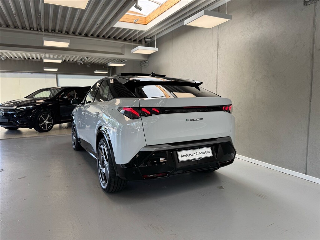 Peugeot e-3008 EL GT Pack 210HK 5d Aut. - Image 20