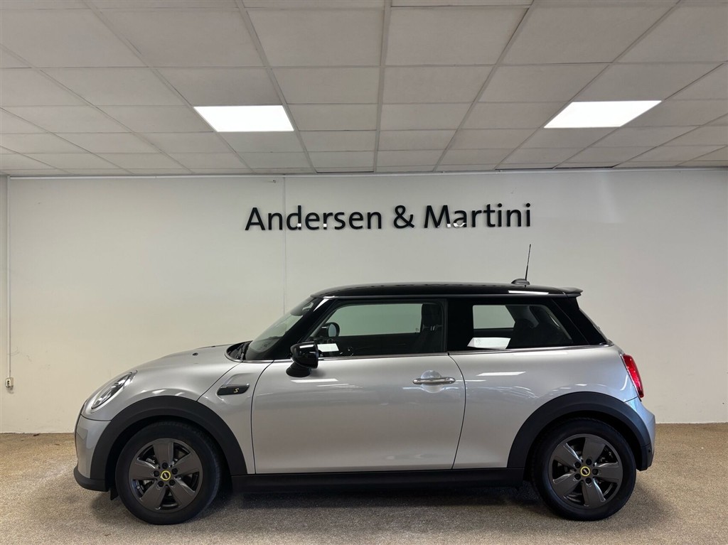 Mini Cooper SE EL Essential 184HK 3d Aut. - Image 2
