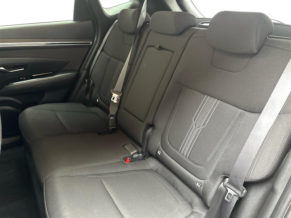 Hyundai Tucson 1,6 T-GDI Plugin-hybrid Essential 4WD 265HK 5d 6g Aut. - Image 13
